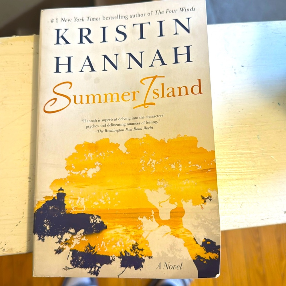 Summer Island by Kristin Hannah